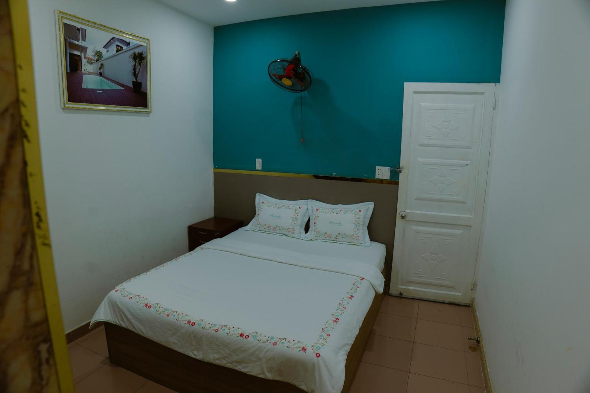 Hoàng Sơn Khách sạn TP. Hồ Chí Minh