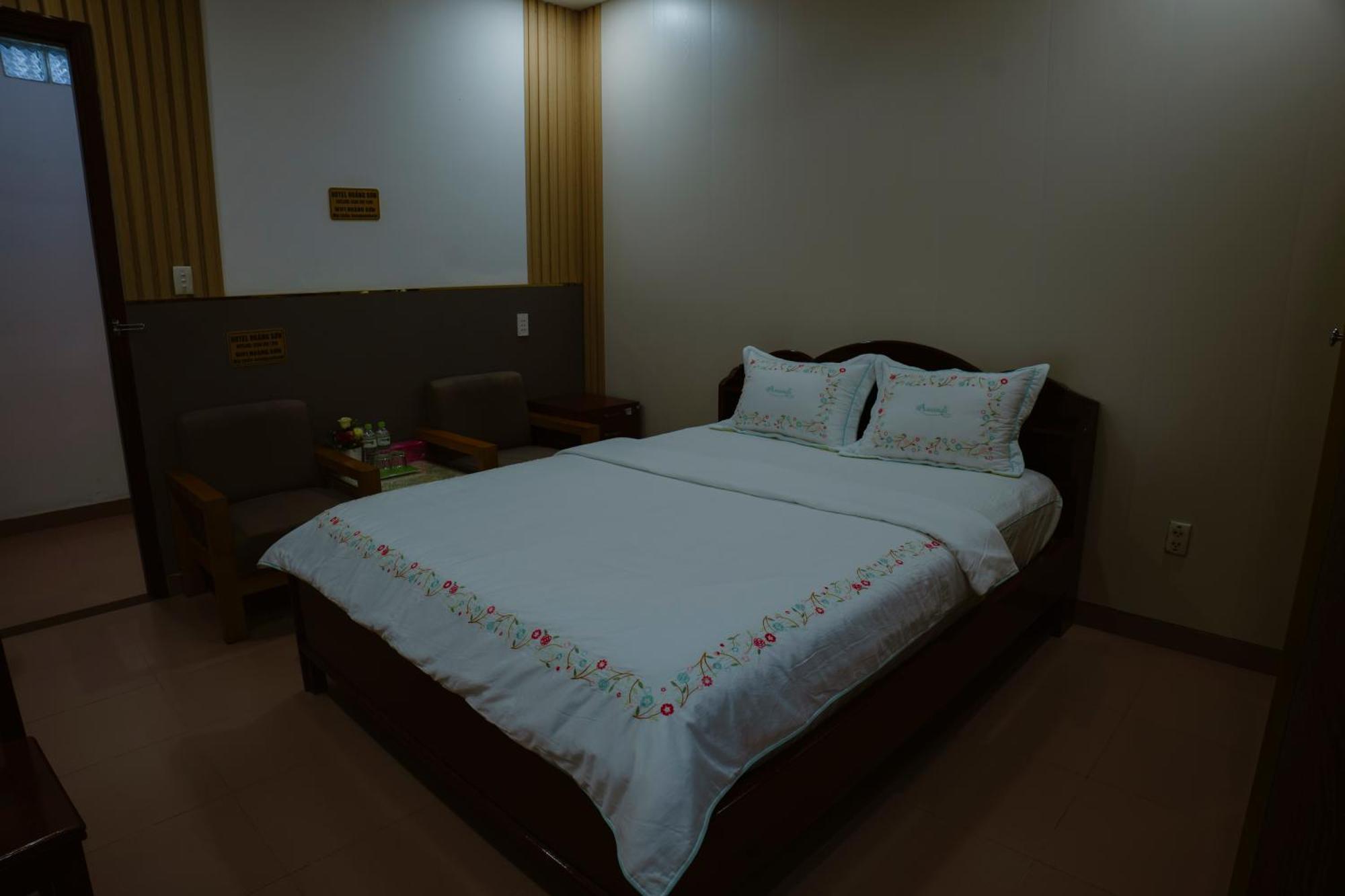 Khách sạn Hoàng Sơn TP. Hồ Chí Minh